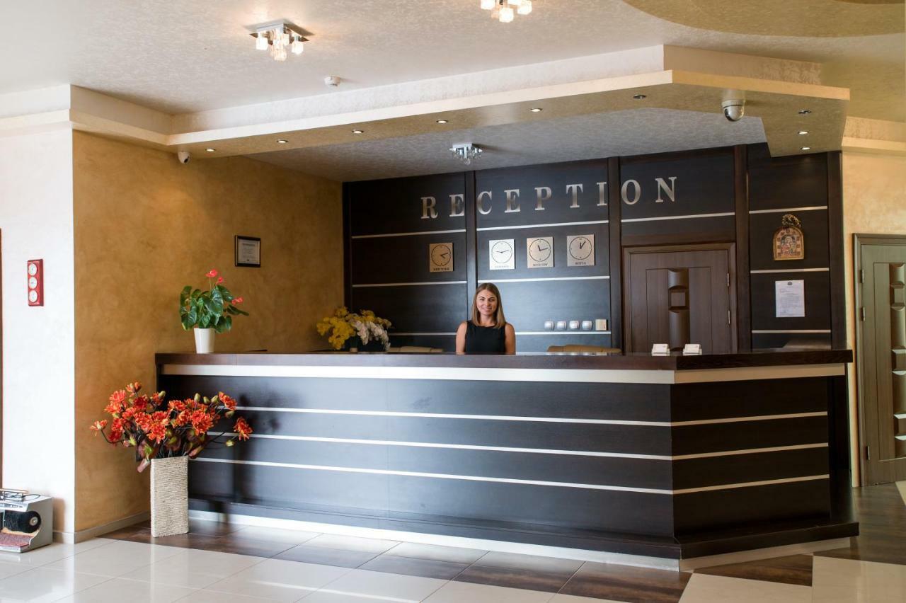 Hotel Iris เนเซบาร์ ภายนอก รูปภาพ