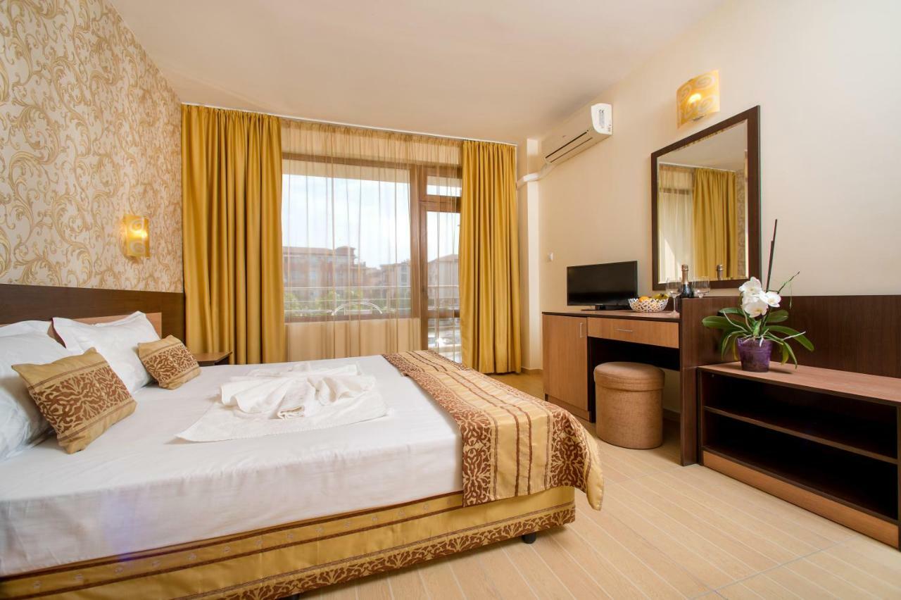 Hotel Iris เนเซบาร์ ภายนอก รูปภาพ